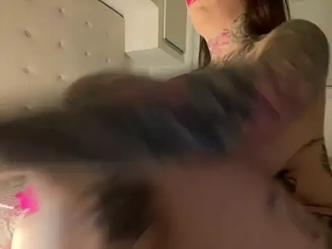 Snapshot of SabrinaRussel chatting on 18, 12, 2024 SabrinaRussel online show from 18, 12, 2024