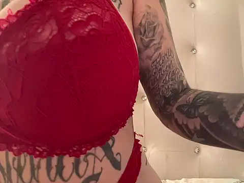 Snapshot of SabrinaRussel chatting on 19, 3, 2025 SabrinaRussel online show from 19, 3, 2025