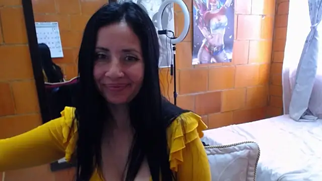 Snapshot of charlote_temple chatting on 21, 2, 2025 charlote temple online show from 21, 2, 2025