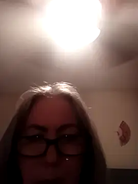 EvaRobinson online show from 12, 12, 2024