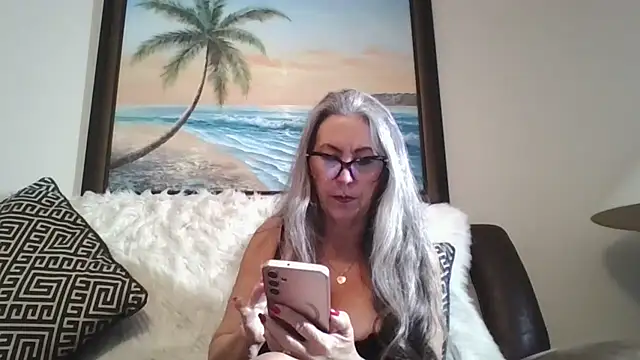 EvaRobinson online show from 19, 2, 2025