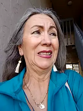 EvaRobinson online show from 20, 2, 2025