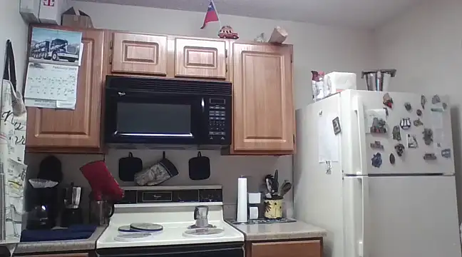 EvaRobinson online show from 25, 2, 2025