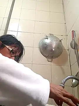 kelly dirty  online show from 20, 2, 2026