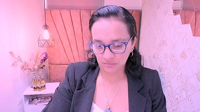 MarilynMiilf  online show from 8, 9, 2025