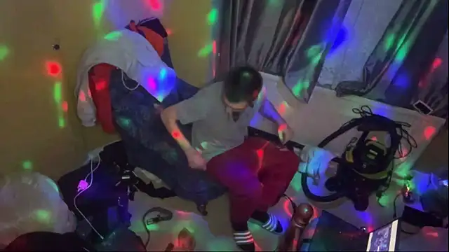 Snapshot of ThatGuyNextDoor1992 chatting on 21, 2, 2025 ThatGuyNextDoor1992 online show from 21, 2, 2025