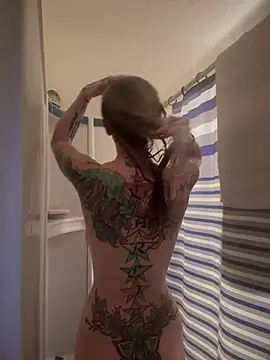 Snapshot of ThePerfect10 chatting on 15, 12, 2024 ThePerfect10 online show from 15, 12, 2024