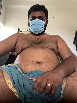 Snapshot of godmail100 chatting on 22, 10, 2025 godmail100 online show from 22, 10, 2025