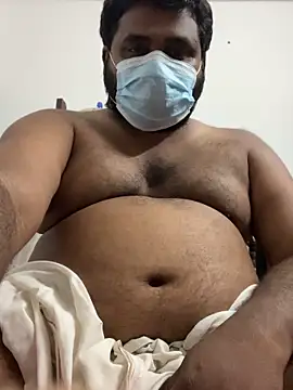 Snapshot of godmail100 chatting on 25, 10, 2025 godmail100 online show from 25, 10, 2025