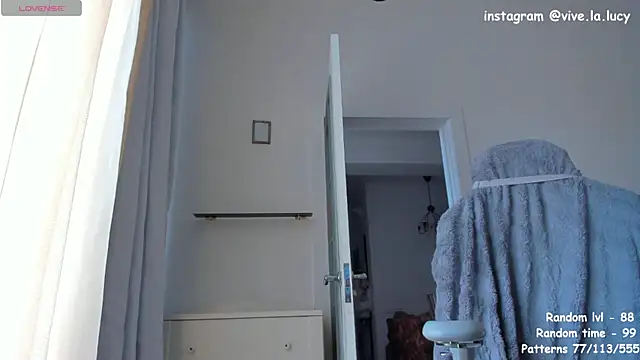 Lucy Ember online show from 10, 2, 2025