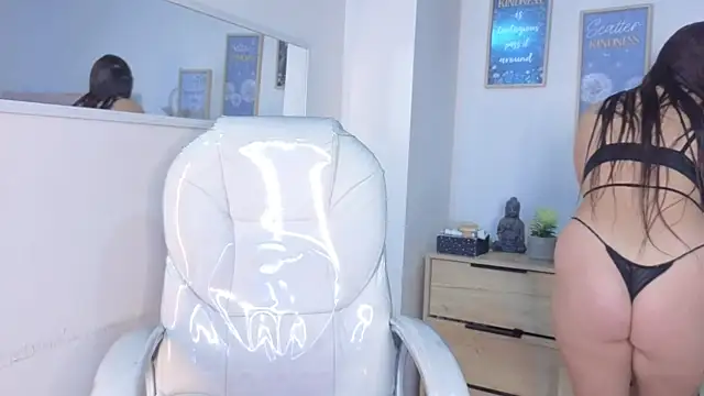 Snapshot of bluee_hazell chatting on 21, 11, 2025 bluee hazell online show from 21, 11, 2025