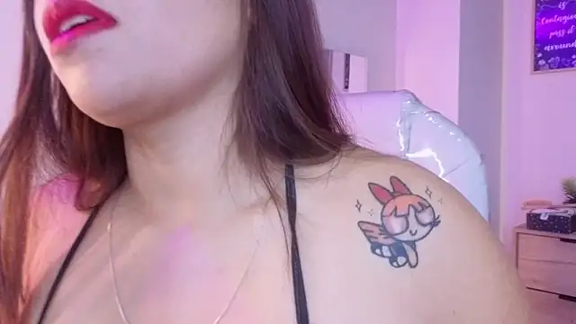 bluee hazell online show from 18, 2, 2026