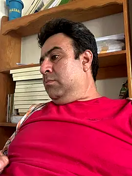 EmilianoGt online show from 10, 10, 2025