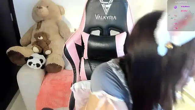 eval lee18 online show from 28, 2, 2025