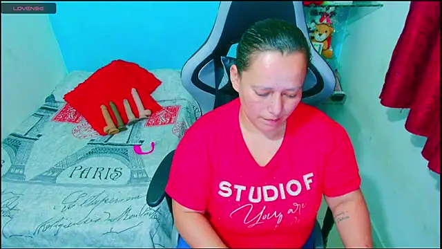 Diana Lozano online show from 28, 9, 2025