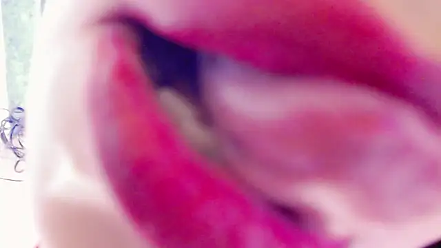 Snapshot of KendallEvolette_ chatting on 3, 5, 2026 KendallEvolette online show from 3, 5, 2026