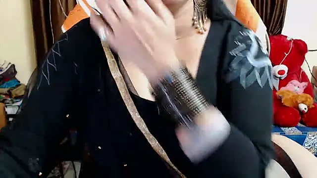 Snapshot of Naughty_Kashish chatting on 14, 12, 2024 Naughty Kashish online show from 14, 12, 2024