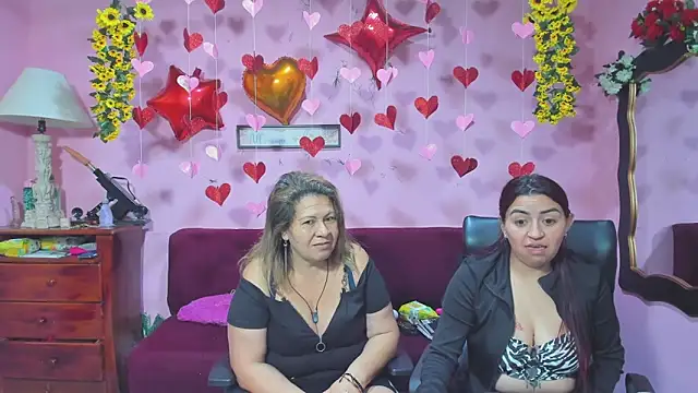 Snapshot of lesbiancuple chatting on 9, 2, 2026 lesbiancuple online show from 9, 2, 2026
