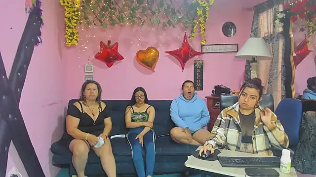 Snapshot of lesbiancuple chatting on 24, 3, 2026 lesbiancuple online show from 24, 3, 2026