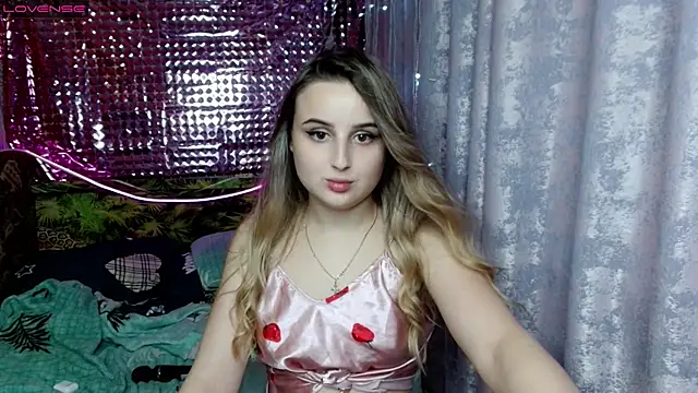 Snapshot of Careys_universe chatting on 16, 12, 2024 Careys universe online show from 16, 12, 2024