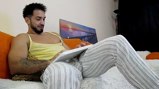 MichaelWills online show from 6, 11, 2025