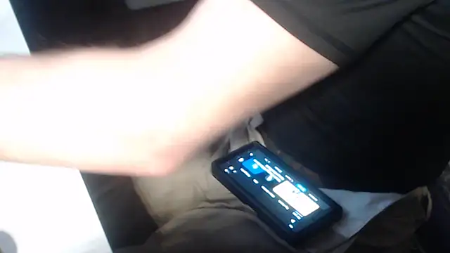 Snapshot of QueenDenizeAndTheCaptain chatting on 5, 4, 2026 QueenDenizeAndTheCaptain online show from 5, 4, 2026