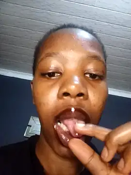 Snapshot of SheisBlacq chatting on 7, 11, 2025 SheisBlacq online show from 7, 11, 2025