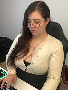 kayortiiz online show from 14, 4, 2026