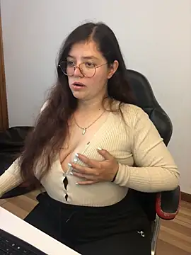 kayortiiz online show from 18, 7, 2026