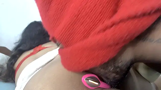 Snapshot of DevilZoone chatting on 13, 10, 2025 DevilZoone online show from 13, 10, 2025