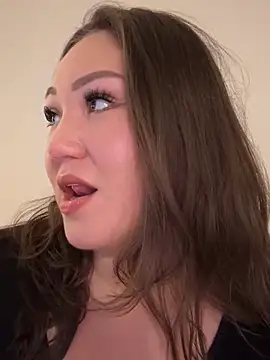 RosieDixx online show from 4, 11, 2025