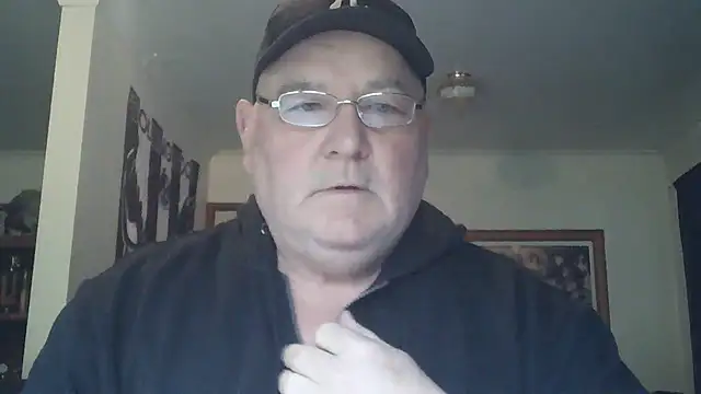 Snapshot of HOTANAL chatting on 15, 9, 2025 HOTANAL online show from 15, 9, 2025