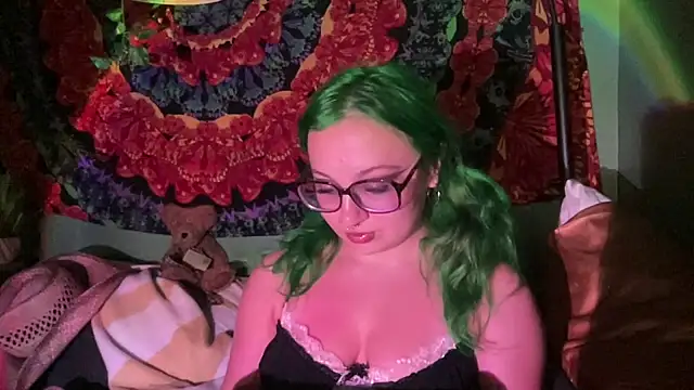 sweetandwet daddy online show from 16, 6, 2026