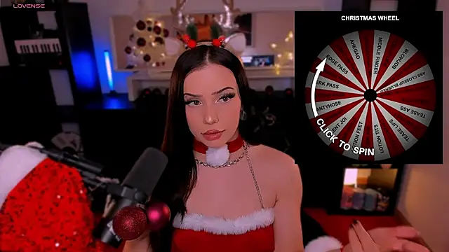 Snapshot of SofiRusselle chatting on 20, 12, 2025 SofiRusselle online show from 20, 12, 2025