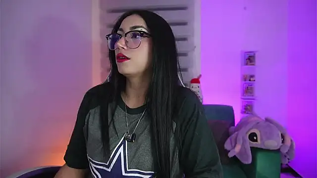 sophie cute66 online show from 21, 4, 2026