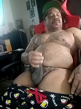 yellowwetfox online show from 13, 3, 2025