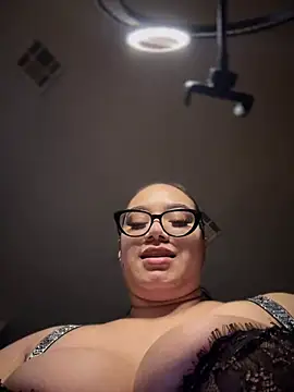 CarmelaAnthony online show from 4, 1, 2025