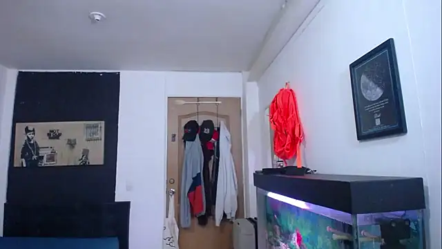 romeolovedark online show from 31, 1, 2025