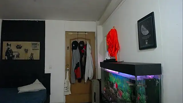 romeolovedark online show from 2, 2, 2025