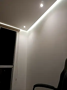 romeolovedark online show from 12, 3, 2025