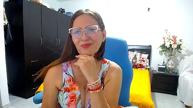 Snapshot of Xiimen chatting on 27, 10, 2025 Xiimen online show from 27, 10, 2025