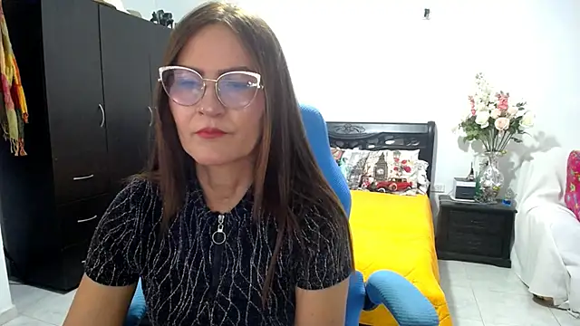 Snapshot of Xiimen chatting on 28, 10, 2025 Xiimen online show from 28, 10, 2025