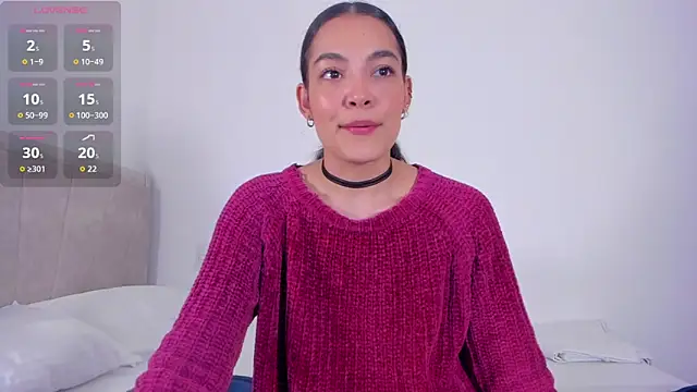 TIFFANYRUSSO online show from 26, 11, 2025