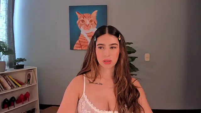 Snapshot of LiaPearce chatting on 9, 7, 2026 LiaPearce online show from 9, 7, 2026