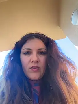 DaisyVibesss online show from 5, 4, 2026