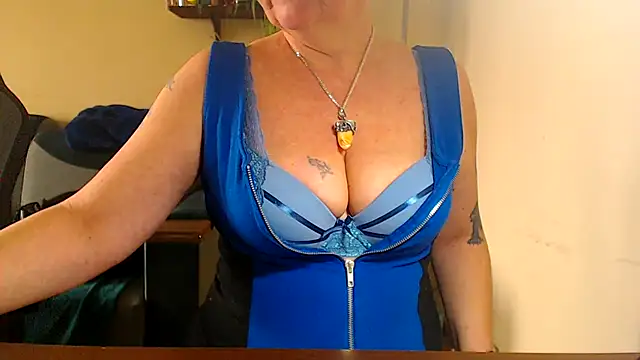 Snapshot of Diablica41 chatting on 25, 2, 2025 Diablica41 online show from 25, 2, 2025