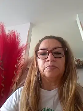Snapshot of gisela27 chatting on 19, 7, 2026 gisela27 online show from 19, 7, 2026