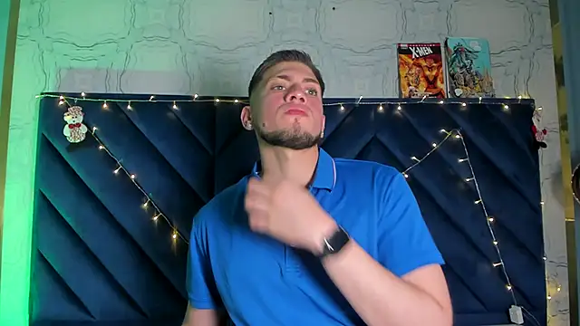 Snapshot of SebastianMaximoff chatting on 13, 12, 2025 SebastianMaximoff online show from 13, 12, 2025