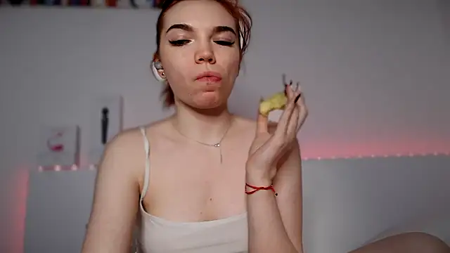 olivka-flower online show from 1, 2, 2025