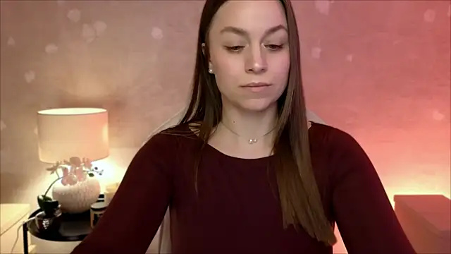MilaFleur online show from 17, 12, 2025
